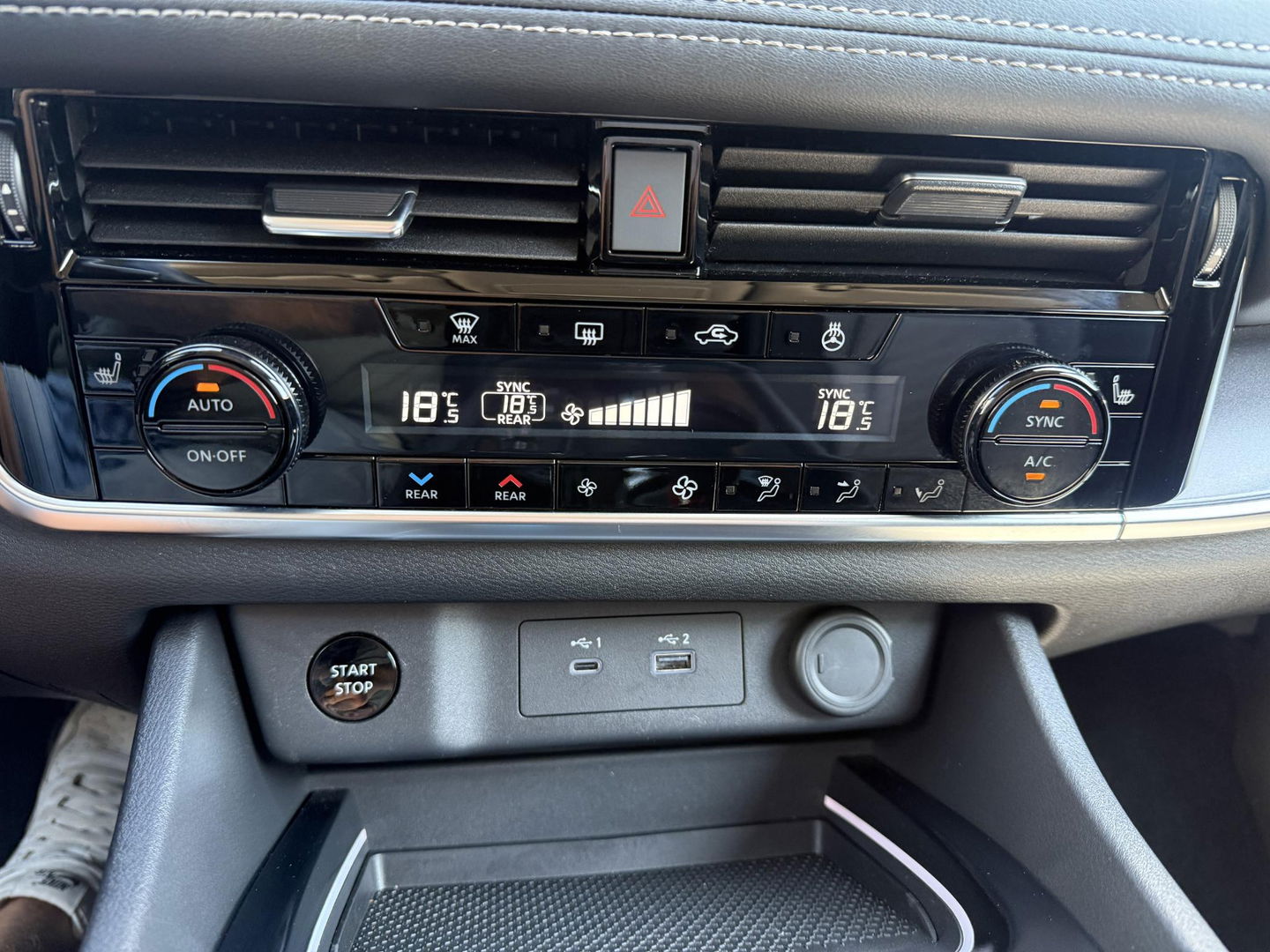 Nissan X-Trail 1.5 e-4orce N-Connecta 4WD 7p. 360 l
