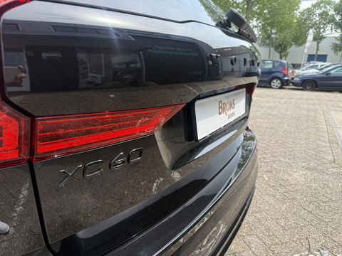Volvo XC60 2.0 T6 Plug-in hybrid AWD Plus Black Edition Full options “new”
