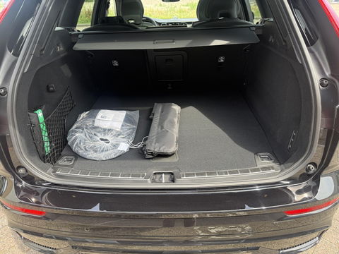 Volvo XC60 2.0 T6 Plug-in hybrid AWD Plus Black Edition Full options “new”