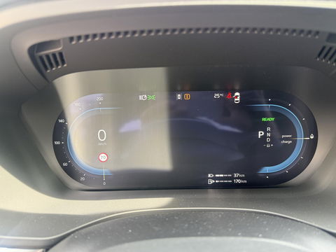 Volvo XC60 2.0 T6 Plug-in hybrid AWD Plus Black Edition Full options “new”