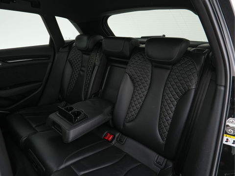 Audi RS3 2.5 TFSI quattro Aut. *RS-SEATS | PANO | NAPPA-FULL-LEATHER | DIGI-COCKPIT | BANG&OLUFSEN | APPLE-CARPLAY | ADAPTIVE-CRUISE | BLIND-SPOT | CAMERA | KEYLESS | NAVI-FULLMAP | DAB+ | MAGNETIC-RIDE | 19''ALU*