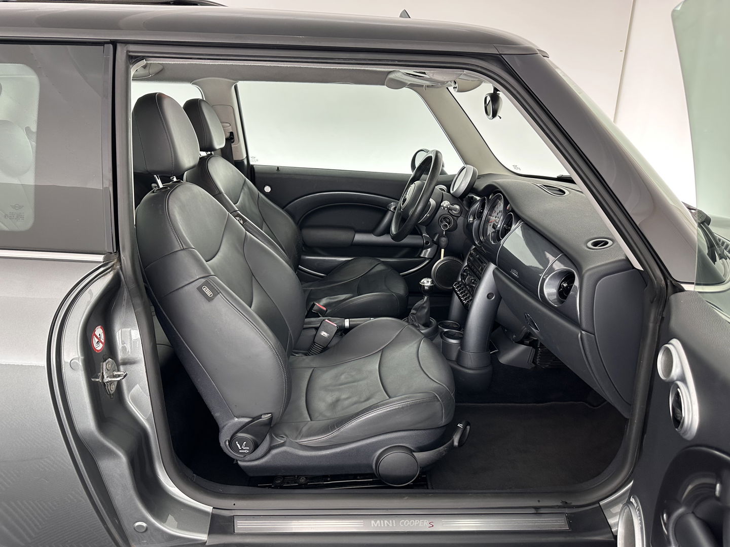 MINI Mini 1.6 Cooper S Pack-Chili *PANO | LUXURY-LEATHER | BI-XENON | HARMAN\KARDON-AUDIO | HEATED-SPORTSEATS | AIRCO | CRUISE | 17''ALU*