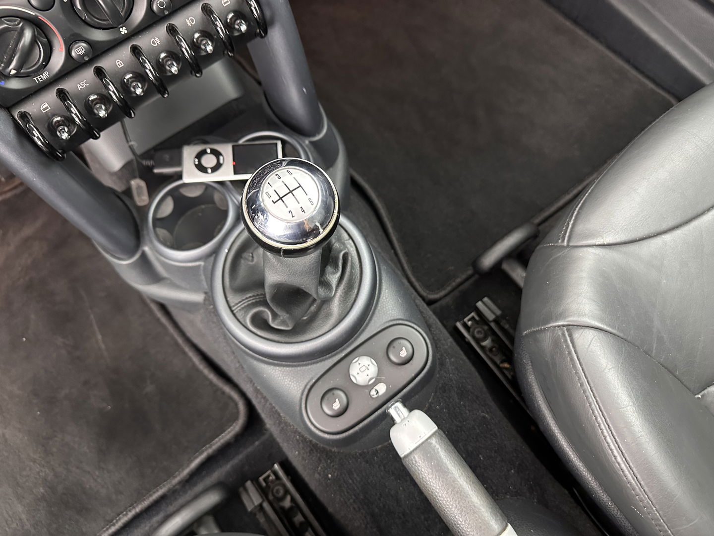 MINI Mini 1.6 Cooper S Pack-Chili *PANO | LUXURY-LEATHER | BI-XENON | HARMAN\KARDON-AUDIO | HEATED-SPORTSEATS | AIRCO | CRUISE | 17''ALU*