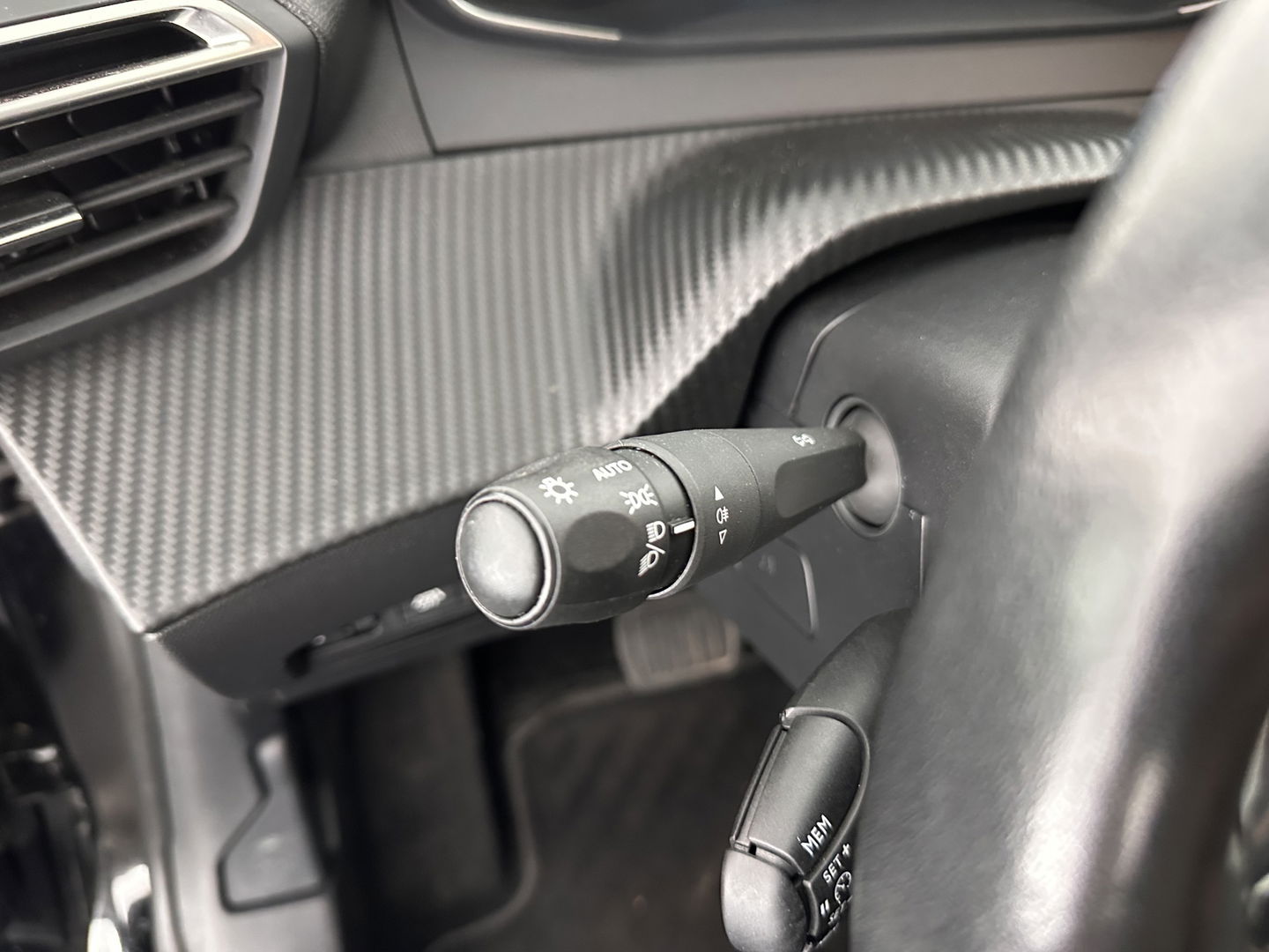 Peugeot e-208 EV Active 50 kWh [ 3-Fase ] Aut. *NAVI-FULLMAP | FULL-LED | MICROFIBRE | SPORT-SEATS | CARPLAY | CCS-FASTLOADER | KEYLESS | DAB+ | LANE-ASSIST | CRUISE | ECC | PDC*