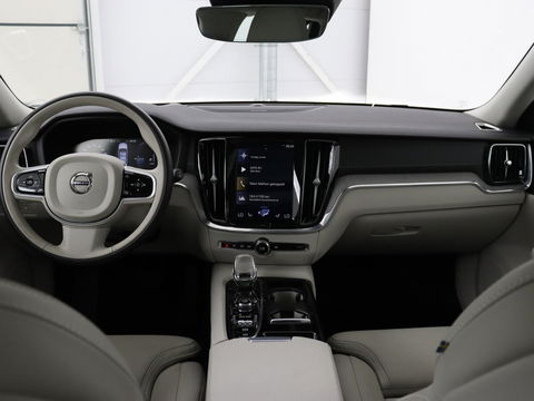 Volvo V60 2.0 T8 Recharge AWD Inscription | Panoramadak | Stoelventilatie | Adaptive cruise | Head-Up | 360 Camera | Harman/Kardon | Memory | Carplay | Navigatie | PHEV | Plug In