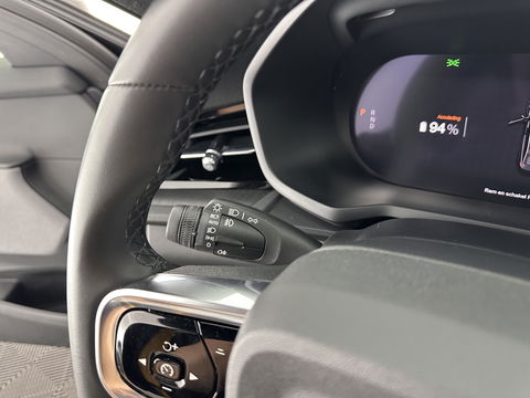 Polestar 2 Long Range Dual Motor Launch Edition 78kWh [ 3-Fase ] (INCL-BTW) *PANO | NAVI-FULLMAP | FULL-LED | BLIND-SPOT | KEYLESS | LANE-ASSIST | DIGI-COCKPIT | CARPLAY | DAB+ | HEATED-COMFORTSEATS | ECC | MEMORY-PACK | PDC | 20''ALU*