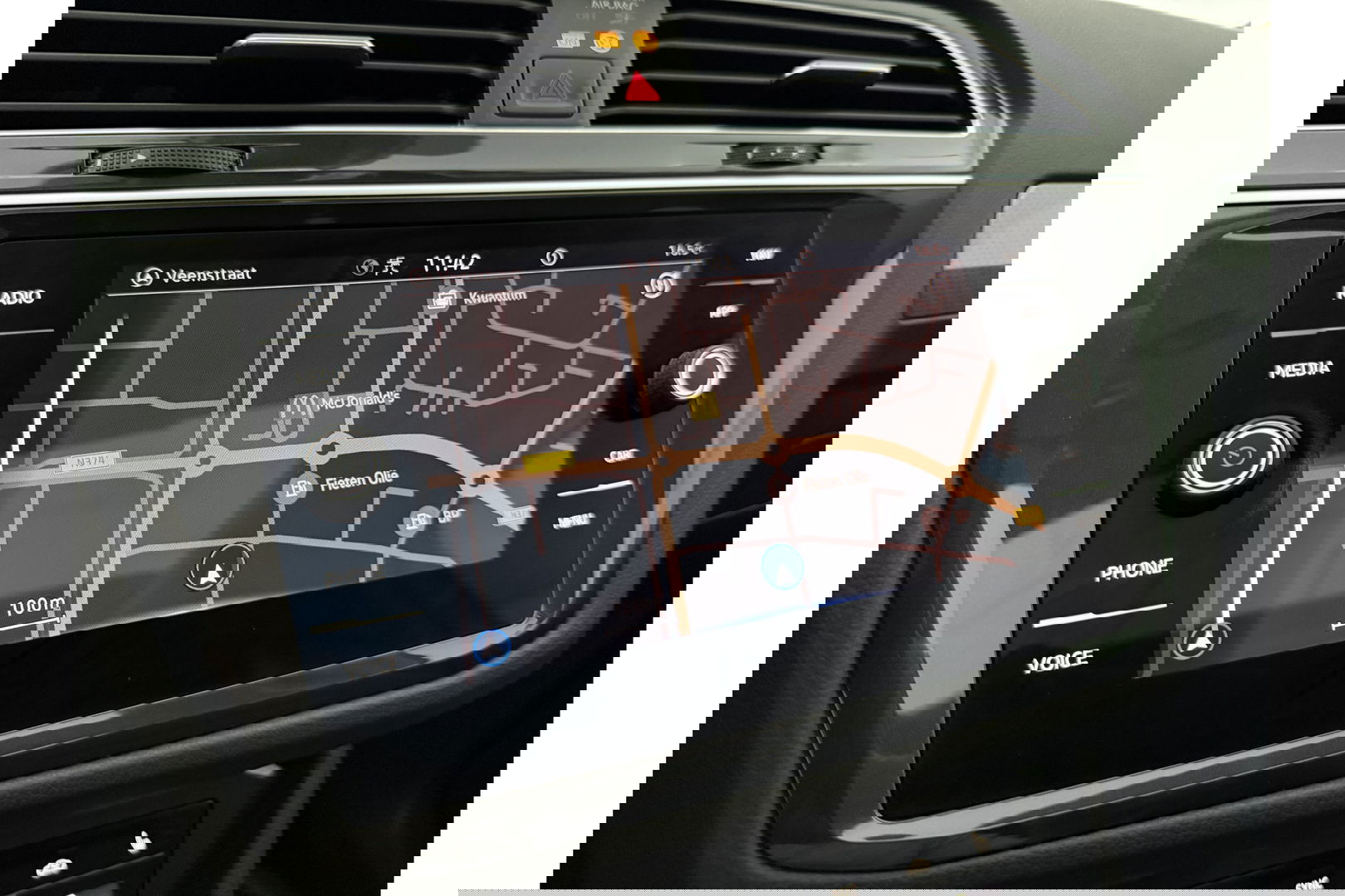 Volkswagen Tiguan 1.4 TSI eHybrid 225PK R-Line Pano ACC IQ LED Virtual Navi Clima Carplay Trekhaak 18"LMV PDC