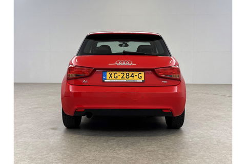 Audi A1 1.6 TDI S-line Airco Cruise Parkeersensoren 15"LMV Stoelverwarming