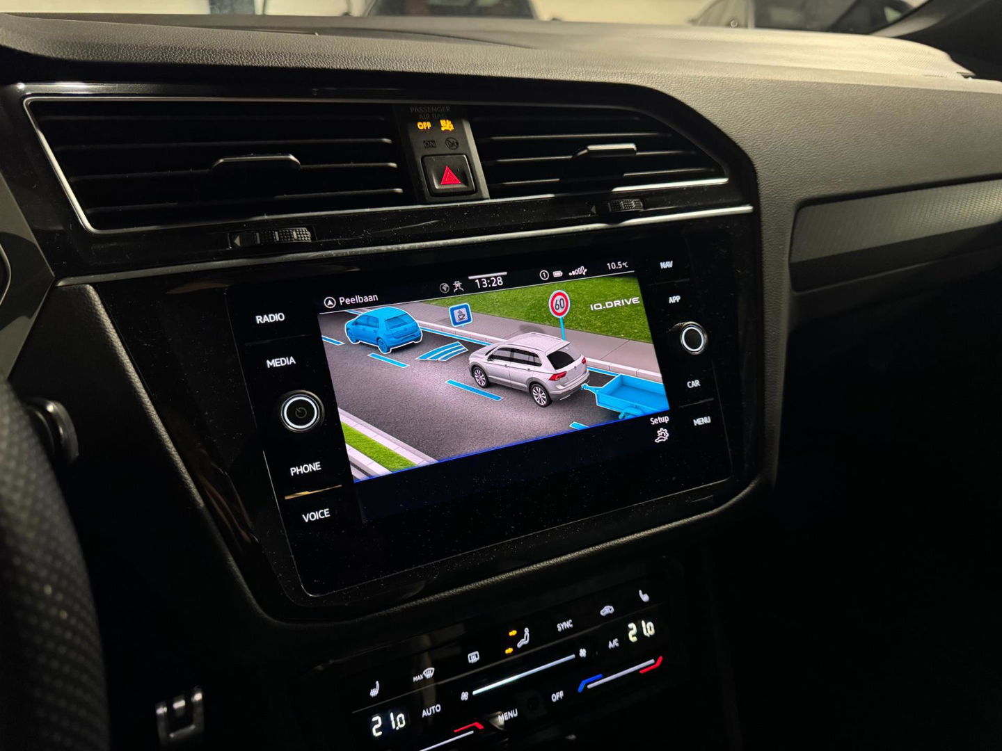 Volkswagen Tiguan 1.5 TSI R-Line CAM ACC'
