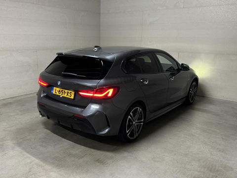 BMW 1 Serie 118i M-Sport Harman/Kardon HUD CarPlay Sfeer Trekh.