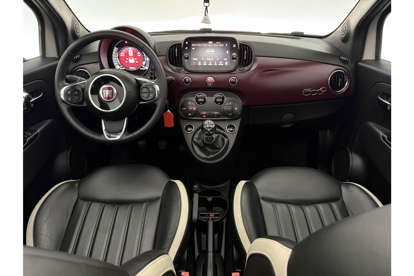 Fiat 500C 1.2 Lounge Cabriolet Clima Cruise Carplay Open Dak LED Leder PDC 16"LMV