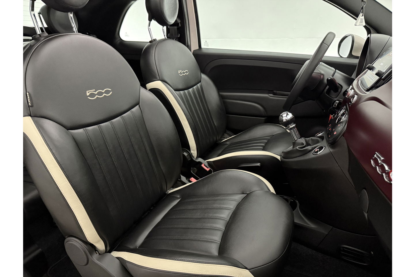 Fiat 500C 1.2 Lounge Cabriolet Clima Cruise Carplay Open Dak LED Leder PDC 16"LMV