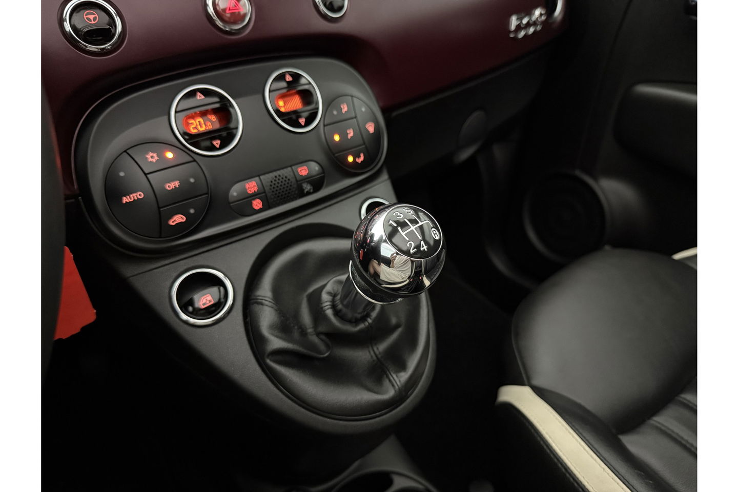 Fiat 500C 1.2 Lounge Cabriolet Clima Cruise Carplay Open Dak LED Leder PDC 16"LMV
