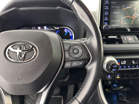 Toyota RAV4 2.5 Hybrid AWD Bi-Tone (INCL.BTW) *LEATHER | FULL-LED | ADAPTIVE-CRUISE | BLINDS-SPOT | TOP-VIEW | JBL-SOUND | KEYLESS | NAVI-FULLMAP | DAB+ | 18''ALU | TOWBAR*