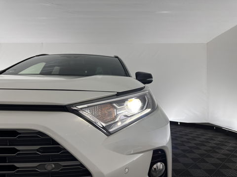 Toyota RAV4 2.5 Hybrid AWD Bi-Tone (INCL.BTW) *LEATHER | FULL-LED | ADAPTIVE-CRUISE | BLINDS-SPOT | TOP-VIEW | JBL-SOUND | KEYLESS | NAVI-FULLMAP | DAB+ | 18''ALU | TOWBAR*