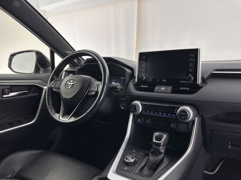 Toyota RAV4 2.5 Hybrid AWD Bi-Tone (INCL.BTW) *LEATHER | FULL-LED | ADAPTIVE-CRUISE | BLINDS-SPOT | TOP-VIEW | JBL-SOUND | KEYLESS | NAVI-FULLMAP | DAB+ | 18''ALU | TOWBAR*