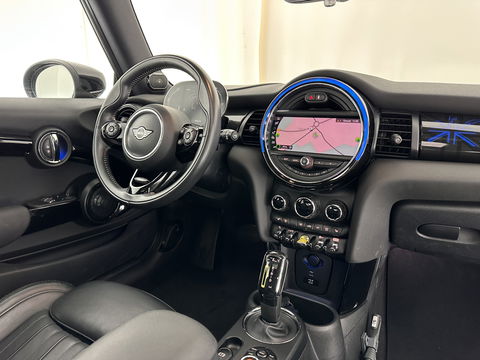 MINI Mini Electric Yours 33 kWh [ 3-Fase ] Aut.*PANO | LUXURY-LEATHER | HARMAN/KARDON-AUDIO | MATRIX-LED | KEYLESS | CAMERA | NAVI-FULLMAP | DIGI-COCKPIT | DAB | HEAD-UP | HEATED-SPORTSEATS | AMBIENT-LIGHT | CCS-FASTLOADER | 17"ALU*