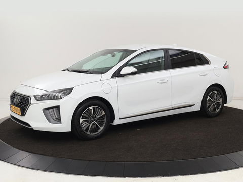 Hyundai IONIQ 1.6 GDI PHEV Comfort | Stoel & stuurverwarming | Adaptive cruise | Camera | Carplay | Navigatie | Full LED | Keyless | Plug In