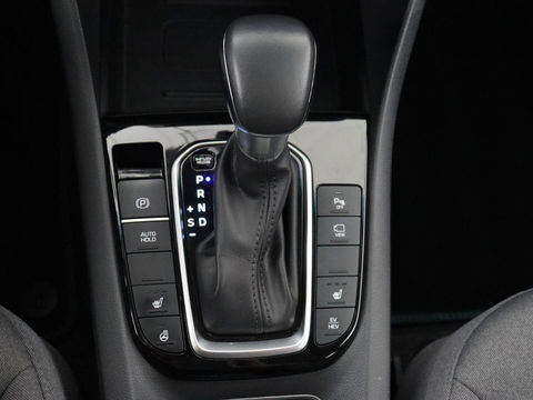 Hyundai IONIQ 1.6 GDI PHEV Comfort | Stoel & stuurverwarming | Adaptive cruise | Camera | Carplay | Navigatie | Full LED | Keyless | Plug In