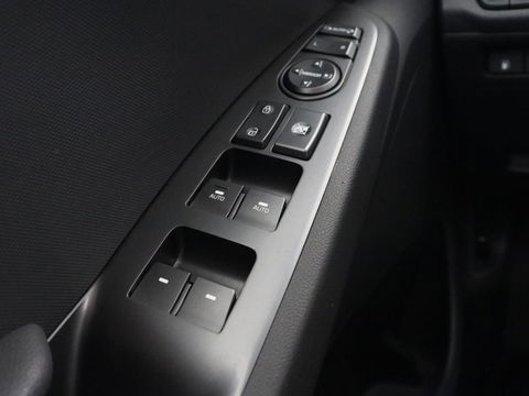 Hyundai IONIQ 1.6 GDI PHEV Comfort | Stoel & stuurverwarming | Adaptive cruise | Camera | Carplay | Navigatie | Full LED | Keyless | Plug In