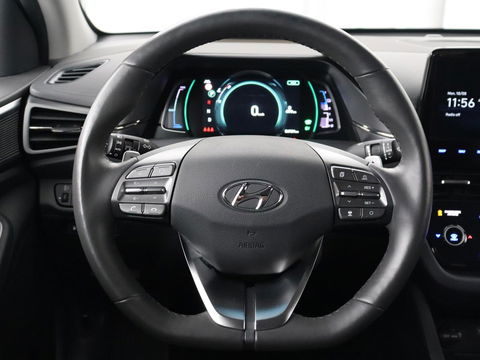 Hyundai IONIQ 1.6 GDI PHEV Comfort | Stoel & stuurverwarming | Adaptive cruise | Camera | Carplay | Navigatie | Full LED | Keyless | Plug In