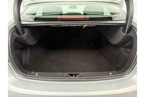 Volvo S60 2.0 T5 245PK R-Design LED Trekhaak Virtual Clima Cruise Navi Leder PDC 18''LMV