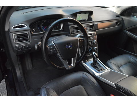 Volvo V70 T4 Polar | Volledig Dealer Onderhouden | Trekhaak | Stoelverwarming | Standkachel | Automaat | Cruise |