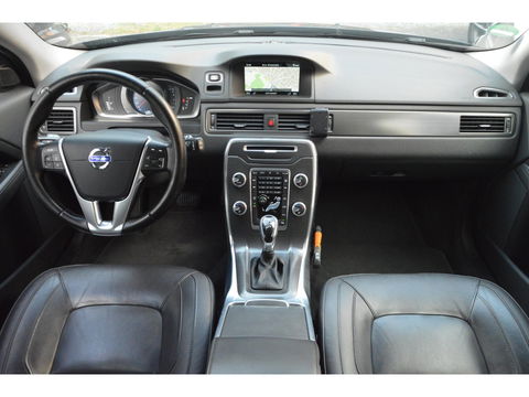 Volvo V70 T4 Polar | Volledig Dealer Onderhouden | Trekhaak | Stoelverwarming | Standkachel | Automaat | Cruise |