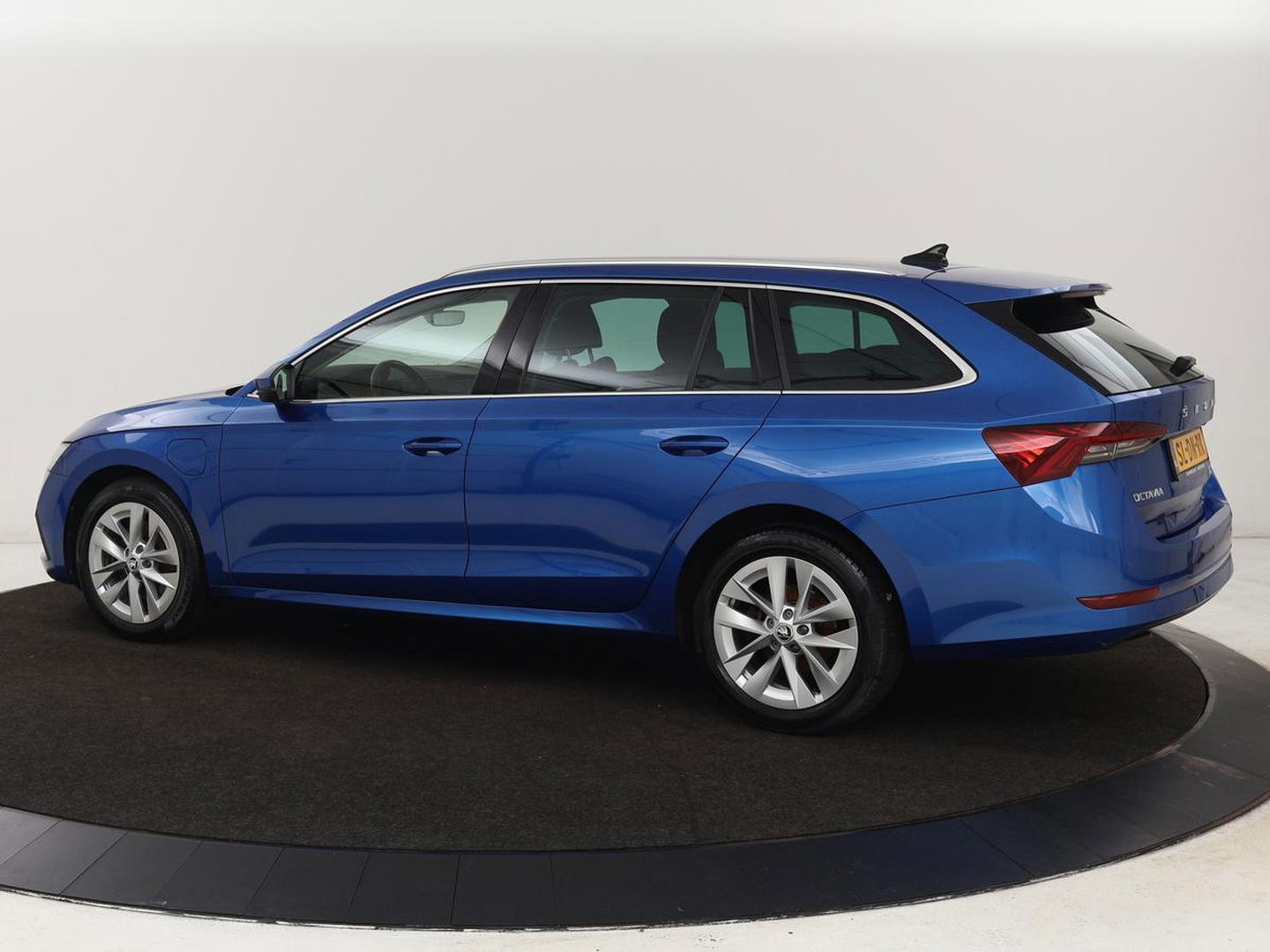 Škoda Octavia 1.4 TSI iV PHEV Business Edition Plus | Stoel & stuurverwarming | Massage | Head-Up | Adaptive cruise | Carplay | Keyless | Navigatie | Plug In