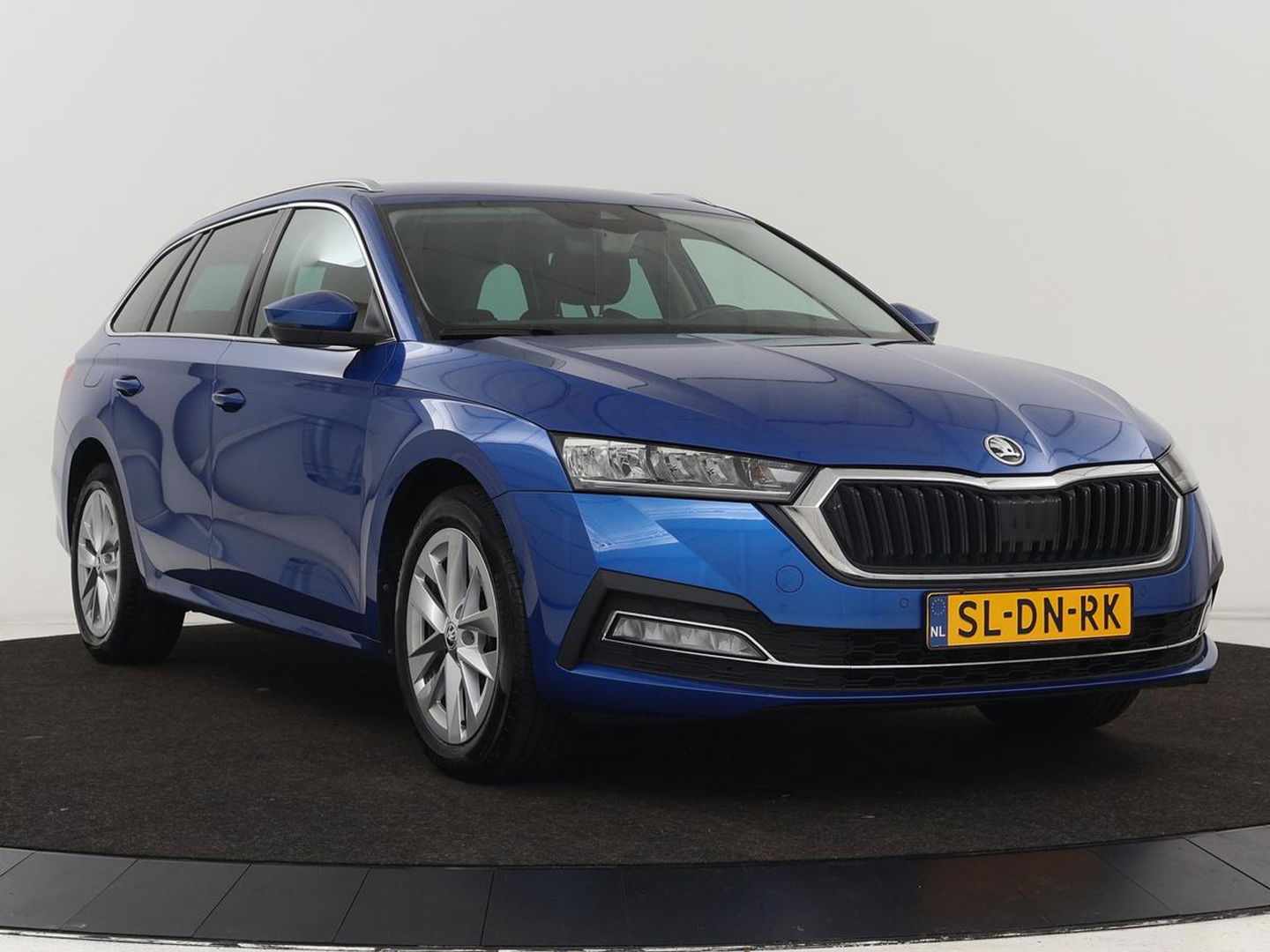 Škoda Octavia 1.4 TSI iV PHEV Business Edition Plus | Stoel & stuurverwarming | Massage | Head-Up | Adaptive cruise | Carplay | Keyless | Navigatie | Plug In