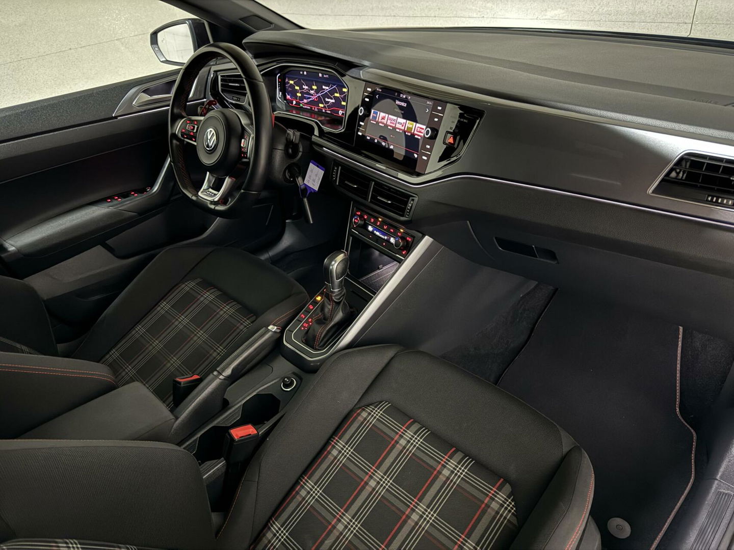 Volkswagen Polo 2.0 TSI GTI Pano Virtual CarPlay Camera ACC NAP