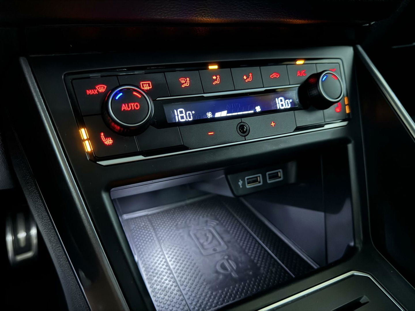 Volkswagen Polo 2.0 TSI GTI Pano Virtual CarPlay Camera ACC NAP