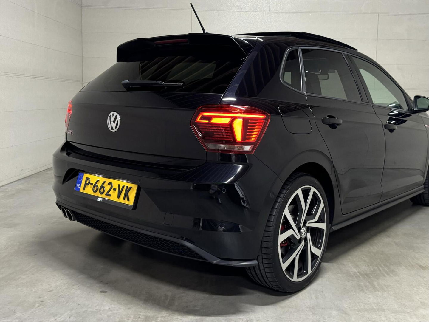 Volkswagen Polo 2.0 TSI GTI Pano Virtual CarPlay Camera ACC NAP