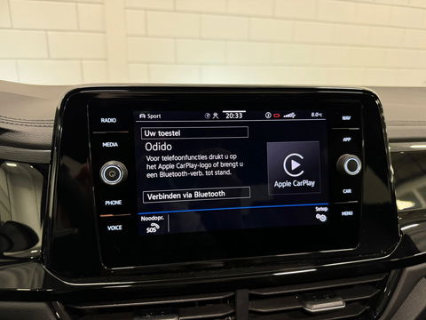 Volkswagen T-Roc 1.5 TSI R-Line Pano|Keyless|Sfeer|Camera|IQ