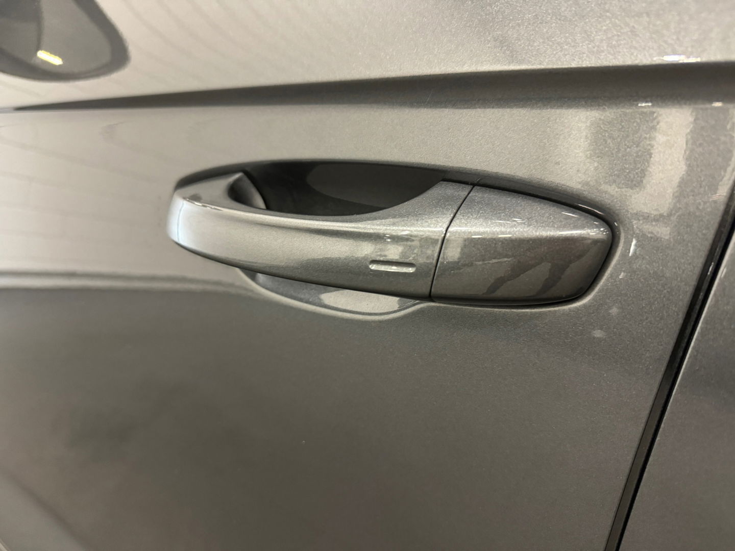 Volkswagen T-Roc 1.5 TSI R-Line Pano|Keyless|Sfeer|Camera|IQ