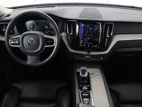 Volvo XC60 2.0 Recharge T6 AWD Inscription | Panoramadak | Leder | Head-Up | Stoel & stuurverwarming | 360 Camera | Harman/Kardon | Carplay | Navigatie | Adaptive cruise | PHEV | Plug In