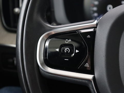 Volvo XC60 2.0 Recharge T6 AWD Inscription | Panoramadak | Leder | Head-Up | Stoel & stuurverwarming | 360 Camera | Harman/Kardon | Carplay | Navigatie | Adaptive cruise | PHEV | Plug In