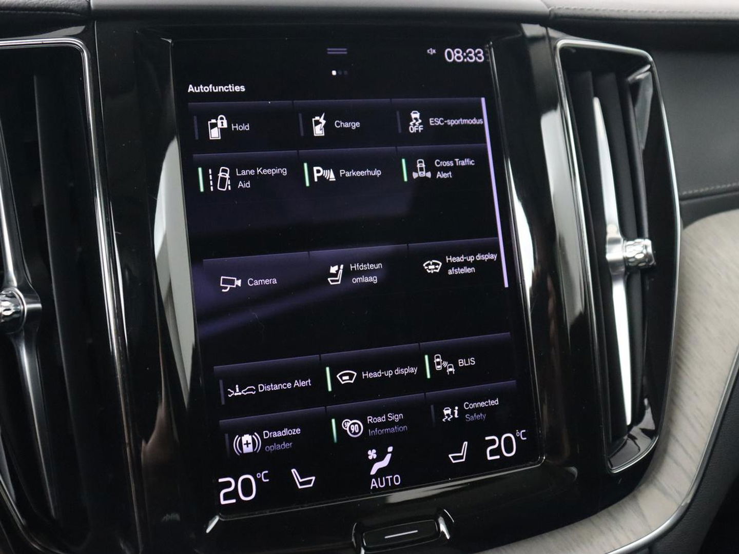 Volvo XC60 2.0 Recharge T6 AWD Inscription | Panoramadak | Leder | Head-Up | Stoel & stuurverwarming | 360 Camera | Harman/Kardon | Carplay | Navigatie | Adaptive cruise | PHEV | Plug In