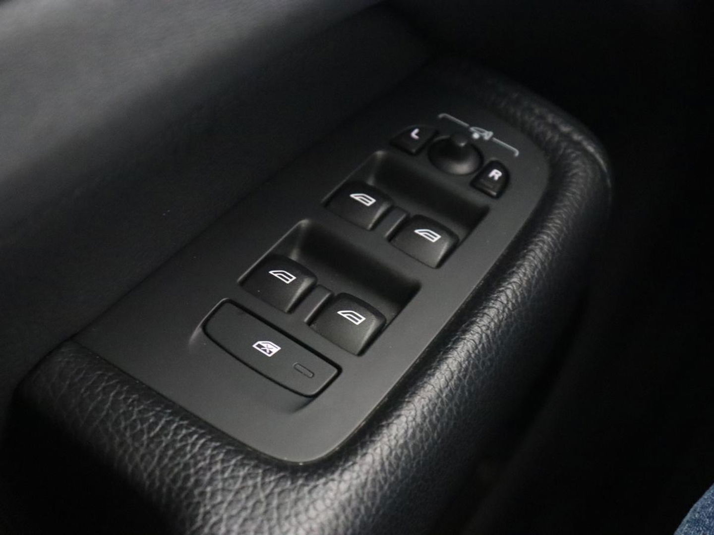 Volvo XC60 2.0 Recharge T6 AWD Inscription | Panoramadak | Leder | Head-Up | Stoel & stuurverwarming | 360 Camera | Harman/Kardon | Carplay | Navigatie | Adaptive cruise | PHEV | Plug In