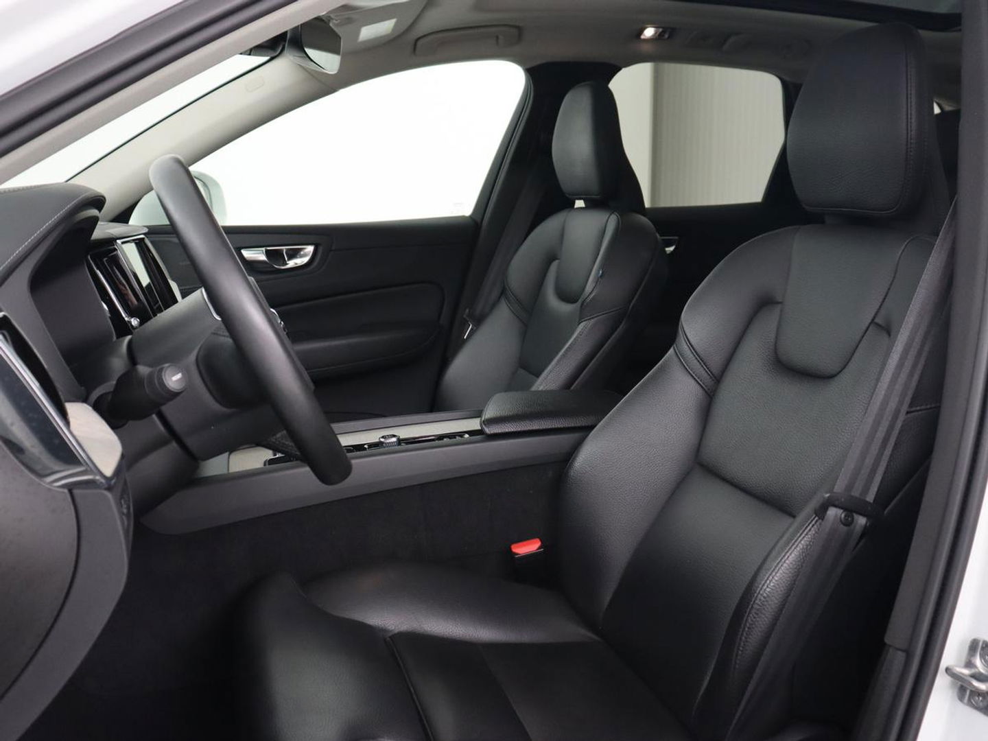 Volvo XC60 2.0 Recharge T6 AWD Inscription | Panoramadak | Leder | Head-Up | Stoel & stuurverwarming | 360 Camera | Harman/Kardon | Carplay | Navigatie | Adaptive cruise | PHEV | Plug In