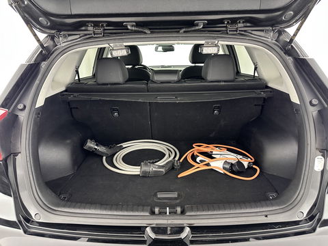 Kia e-Niro DynamicPlusLine 64 kWh (INCL-BTW) Aut.*PANO | 1/2LEATHER | FULL-LED | NAVI-FULLMAP | DAB+ | ADAPTIVE-CRUISE | CAMERA | COMFORT-SEATS | KEYLESS | DIGI-COCKPIT | SHIFT-PADDLES | HEATED-SEATS | CARPLAY | LANE-ASSIST |