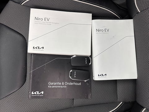 Kia e-Niro DynamicPlusLine 64 kWh (INCL-BTW) Aut.*PANO | 1/2LEATHER | FULL-LED | NAVI-FULLMAP | DAB+ | ADAPTIVE-CRUISE | CAMERA | COMFORT-SEATS | KEYLESS | DIGI-COCKPIT | SHIFT-PADDLES | HEATED-SEATS | CARPLAY | LANE-ASSIST |