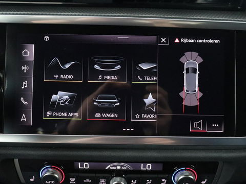 Audi Q3 45 TFSI e S edition | Stoelverwarming | Adaptive cruise | Carplay | 19'' | Virtual Cockpit | Sportstoelen | Half leder | Full LED | Parkeerhulp | PHEV | Plug In