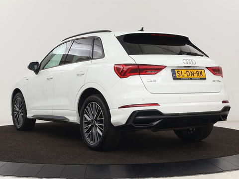 Audi Q3 45 TFSI e S edition | Stoelverwarming | Adaptive cruise | Carplay | 19'' | Virtual Cockpit | Sportstoelen | Half leder | Full LED | Parkeerhulp | PHEV | Plug In