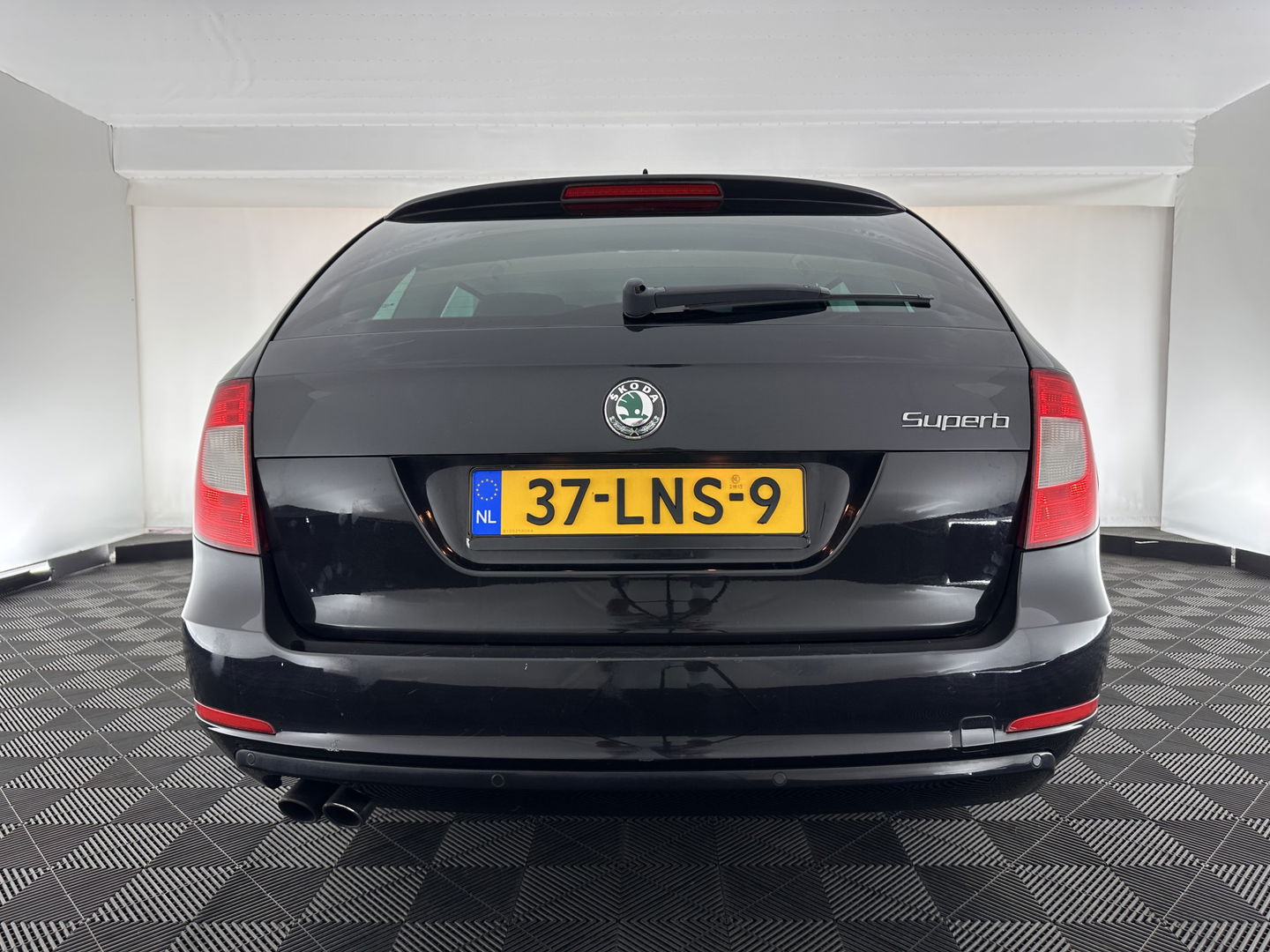 Škoda Superb Combi 1.8 TSI Comfort Business Line *NAVI-FULLMAP | COMFORT-SEATS | ECC | AMUNDSEN-AUDIO | PDC | CRUISE | PRIVACY-GLASS | 16''ALU*