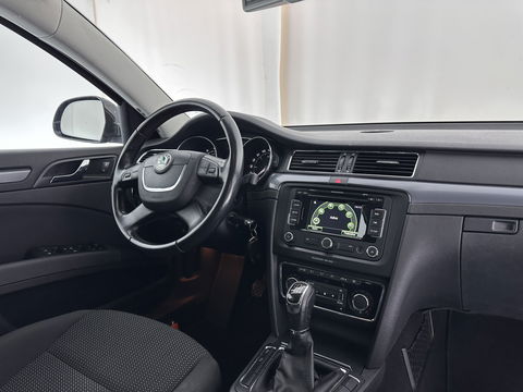 Škoda Superb Combi 1.8 TSI Comfort Business Line *NAVI-FULLMAP | COMFORT-SEATS | ECC | AMUNDSEN-AUDIO | PDC | CRUISE | PRIVACY-GLASS | 16''ALU*