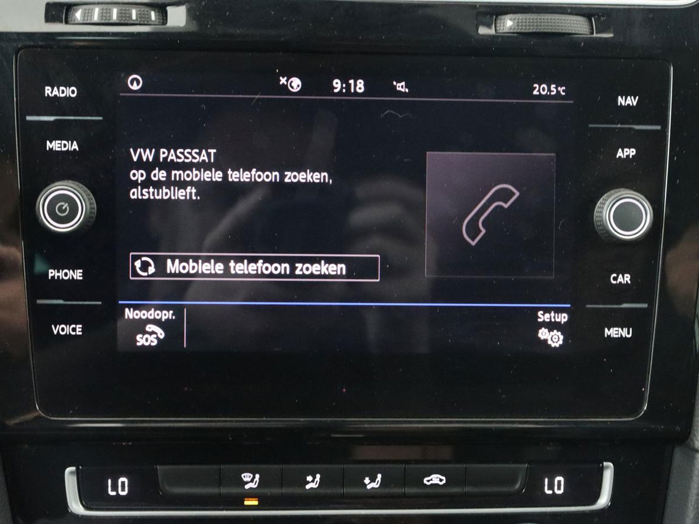 Volkswagen Golf 2.0 TDI R Line | Full LED | Adaptive cruise | Carplay | Sportstoelen | Virtual Cockpit | Verwarmde voorruit | Navigatie | Parkeerhulp