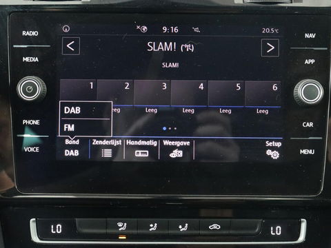 Volkswagen Golf 2.0 TDI R Line | Full LED | Adaptive cruise | Carplay | Sportstoelen | Virtual Cockpit | Verwarmde voorruit | Navigatie | Parkeerhulp