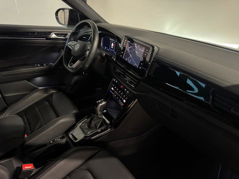 Volkswagen T-Roc 1.5 TSI R-Line MEMORY PANO KEYLESS VOL'