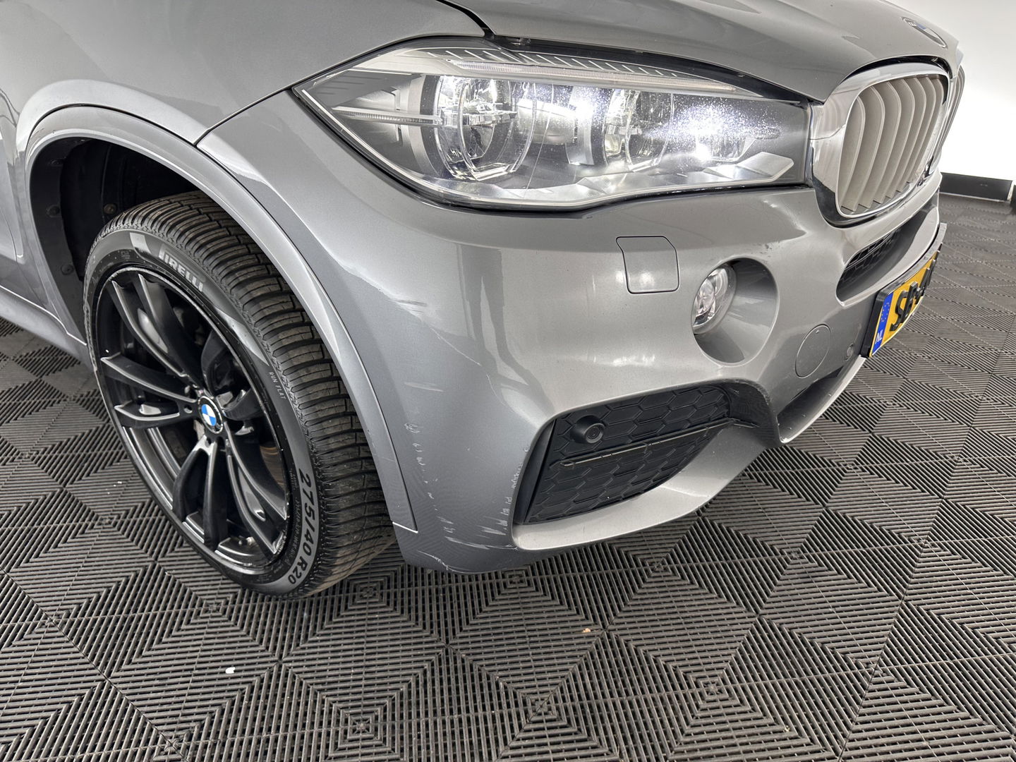BMW X5 M50d M-Sportpack Aut. *PANO | HEAD-UP | LUXURY-LEATHER | ADAPTIVE-CRUISE | SOFT-CLOSE | BANG&OLUFSEN | TOP-VIEW | BLINDSPOT | NIGHT-VISION | MEMORY-PACK | DIGI-COCKPIT | HEATED-COMFORTSEATS | NAVI-FULLMAP |